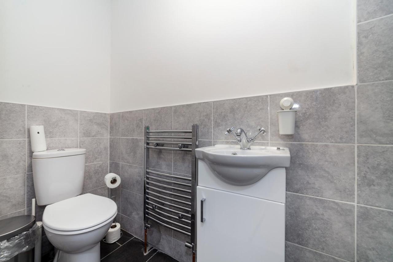 Highlands Gardens Suites Ilford Exteriér fotografie